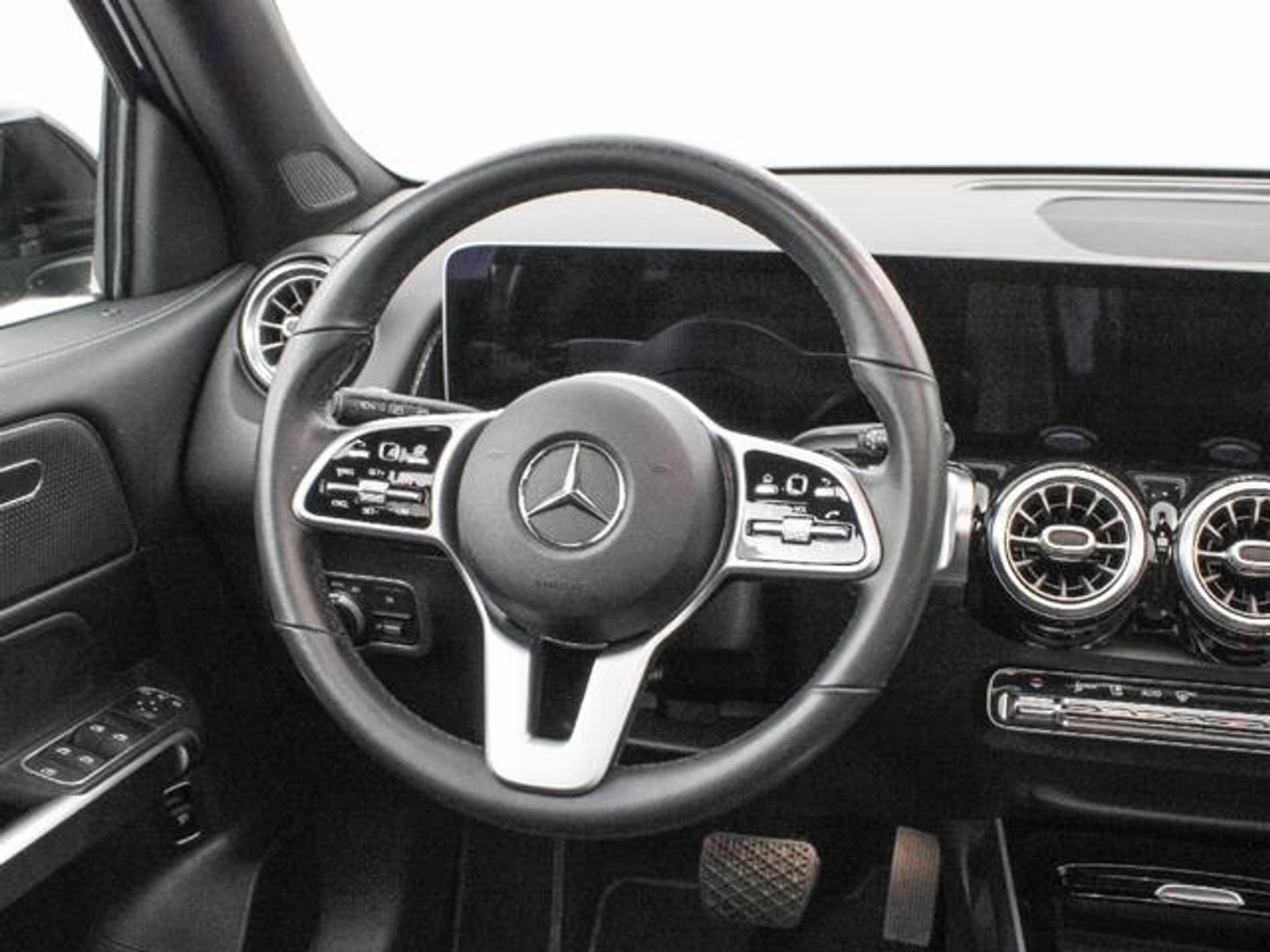 Mercedes-Benz GLB GLB 200 120 kW (163 CV)