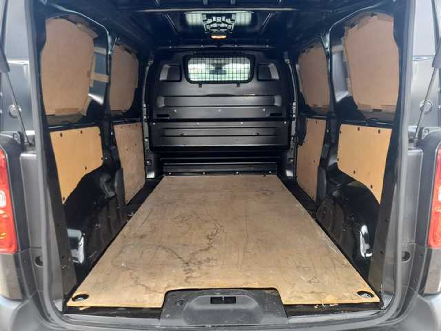 Citroen Jumpy Furgon BlueHDI 120 Talla M 88 kW (120 CV)