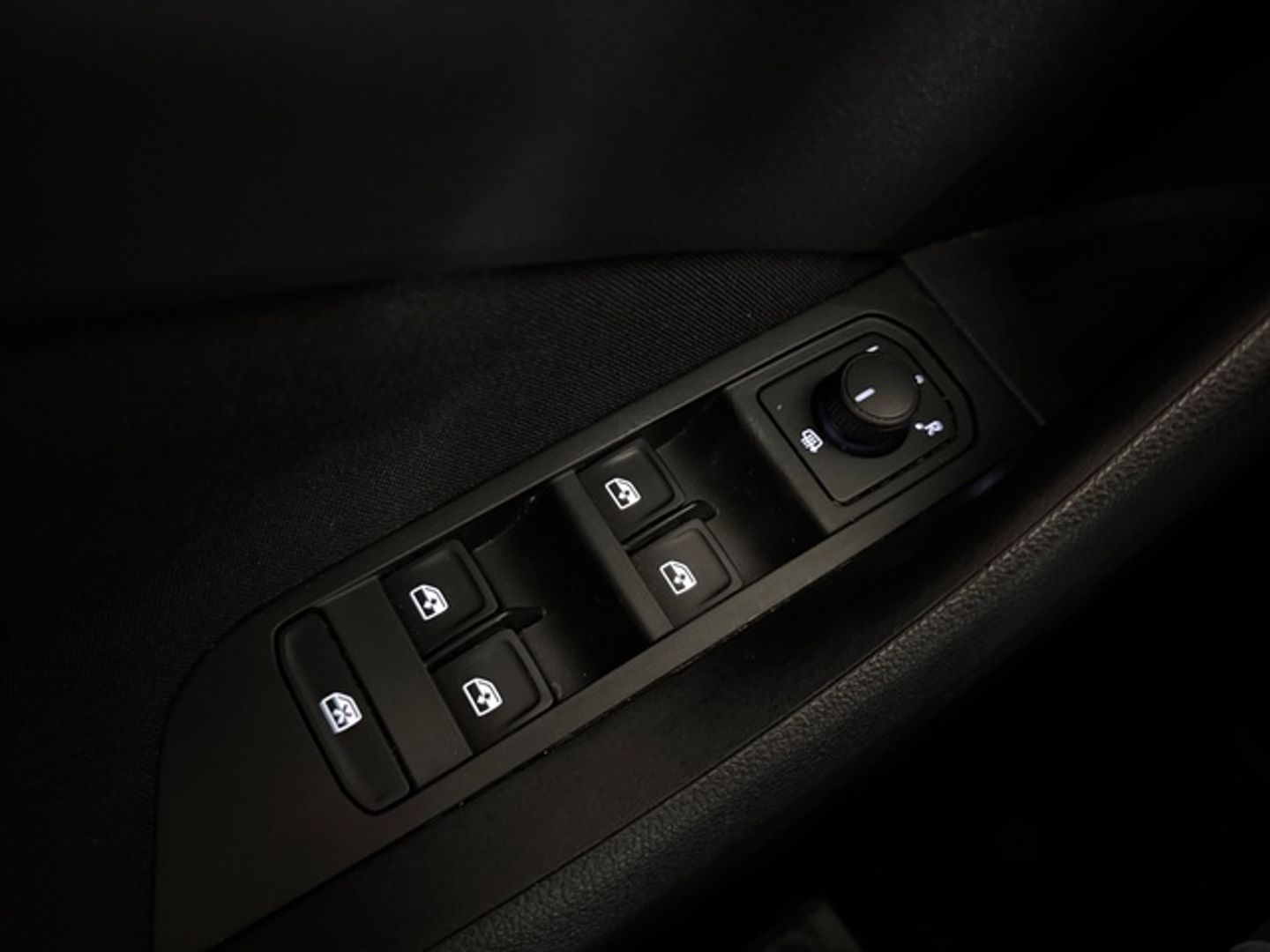 Skoda Kamiq 1.0 TSI Ambition DSG 81 kW (110 CV)