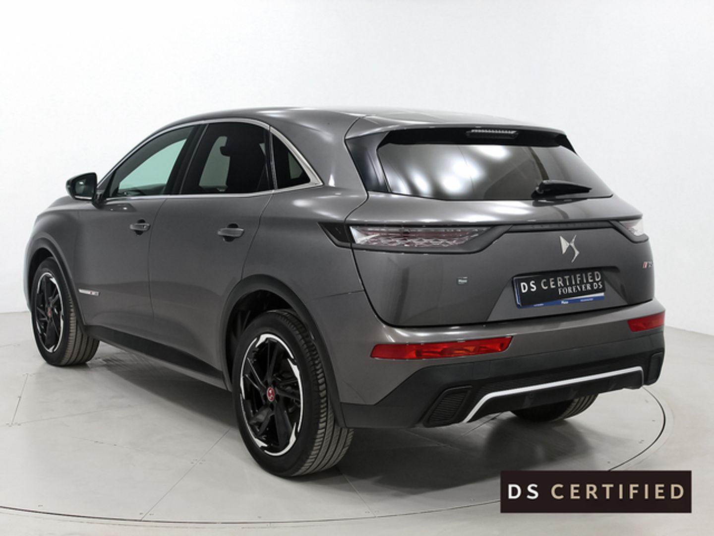 DS DS7 Crossback BlueHDi 130 DE Performance Line AT 96 kW (130 CV)