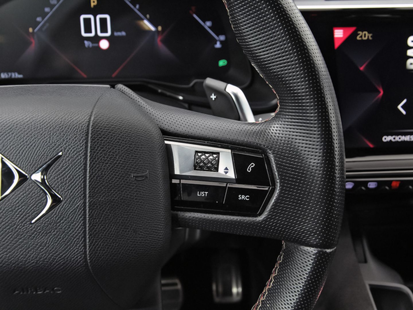DS DS7 Crossback BlueHDi 130 DE Performance Line AT 96 kW (130 CV)