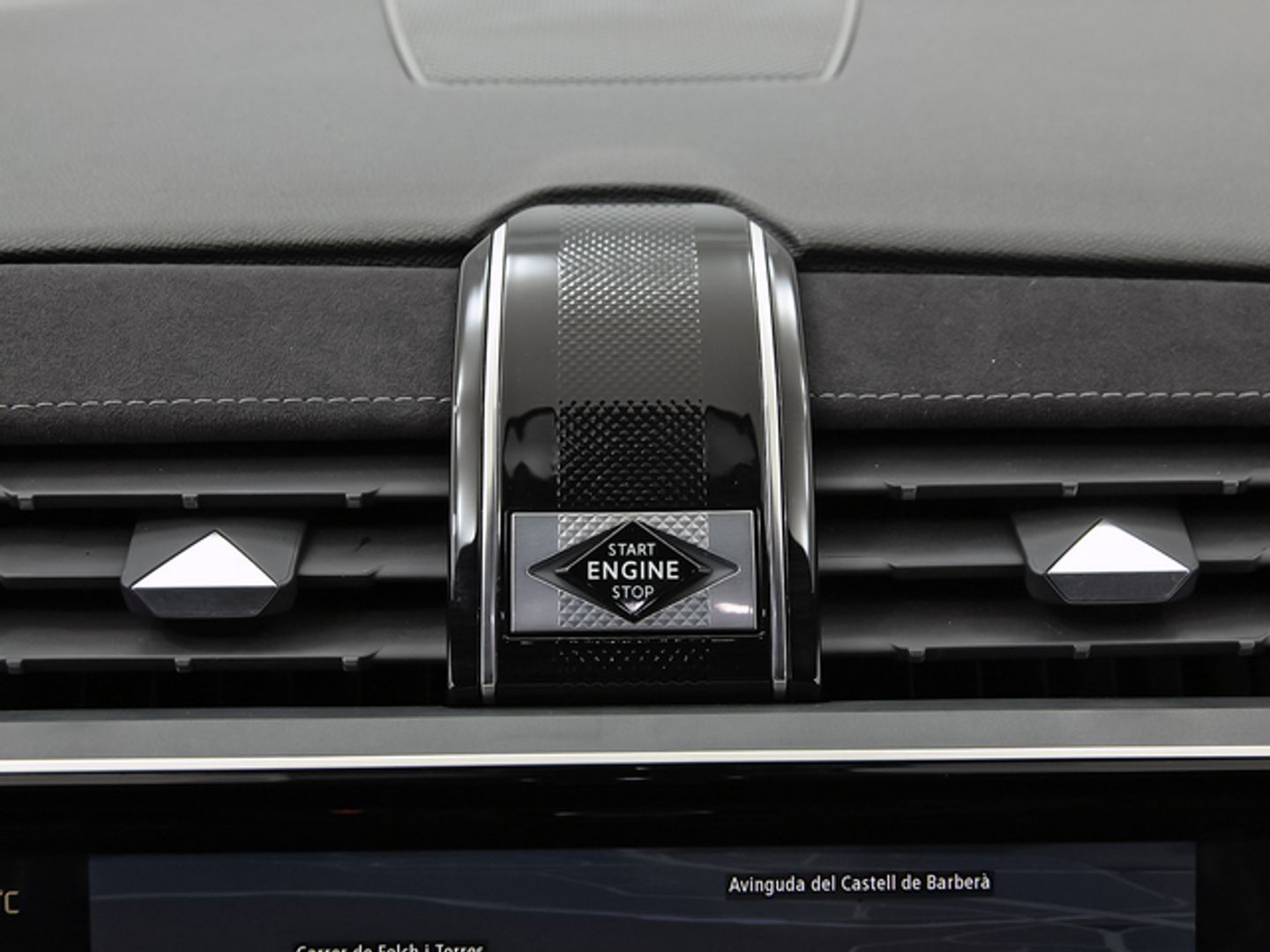 DS DS7 Crossback BlueHDi 130 DE Performance Line AT 96 kW (130 CV)