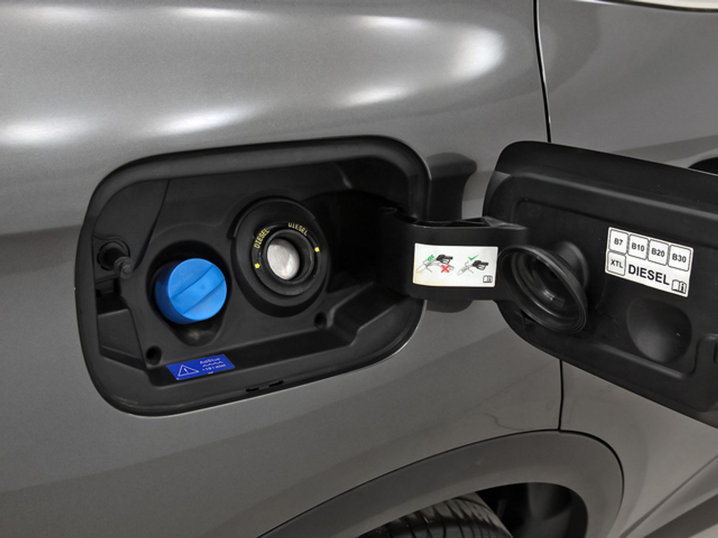 DS DS7 Crossback BlueHDi 130 DE Performance Line AT 96 kW (130 CV)