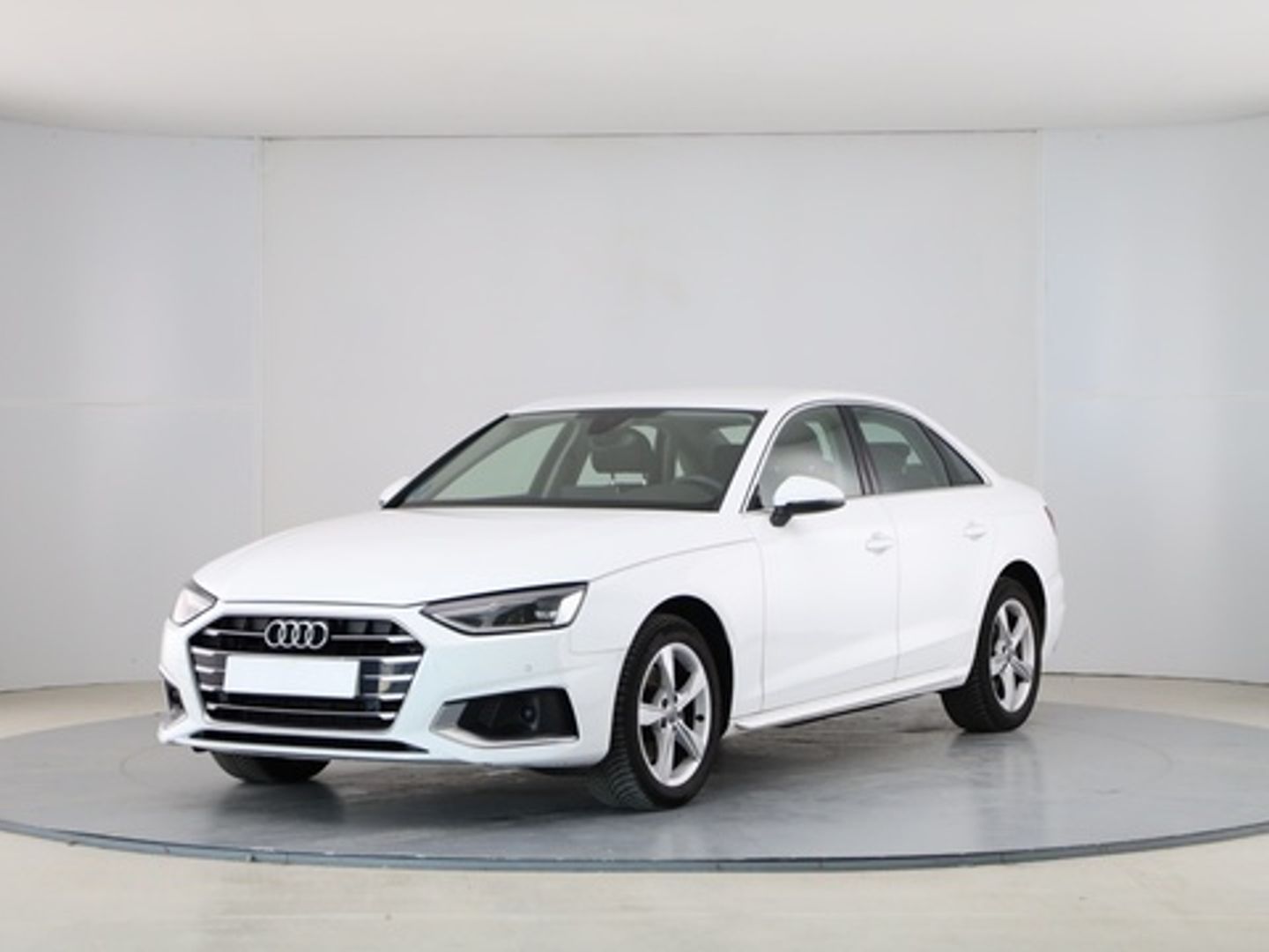Audi A4 Advanced 30 TDI 100 kW (136 CV) S tronic Blanco Sedan