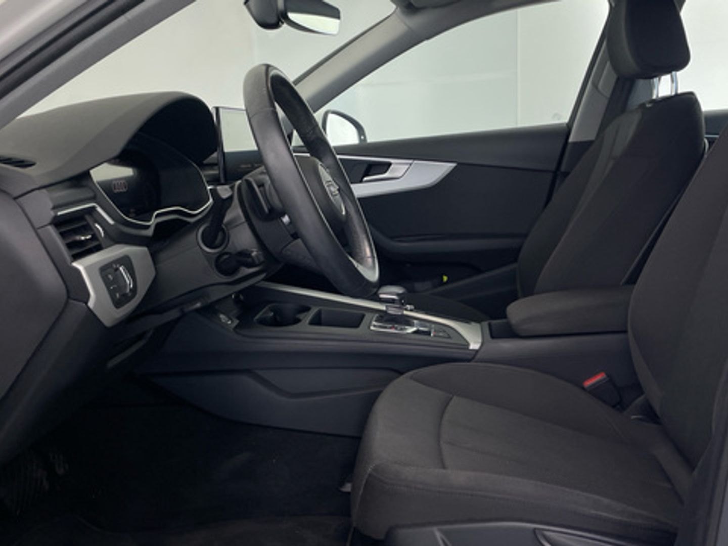 Audi A4 Advanced 30 TDI 100 kW (136 CV) S tronic