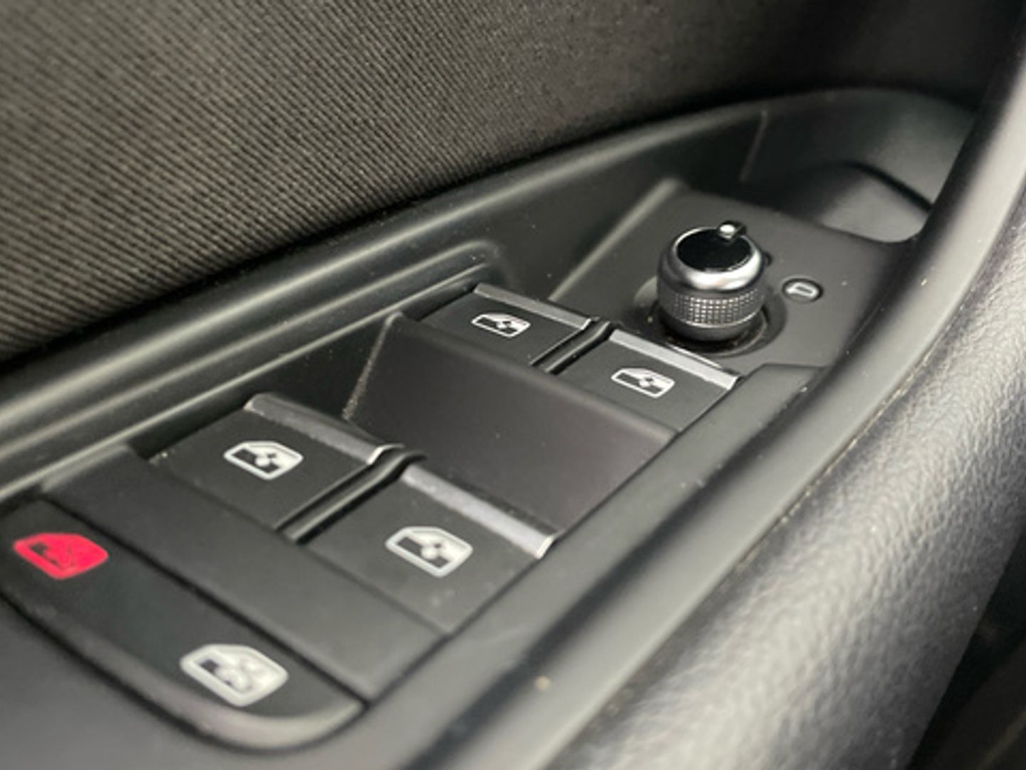 Audi A4 Advanced 30 TDI 100 kW (136 CV) S tronic