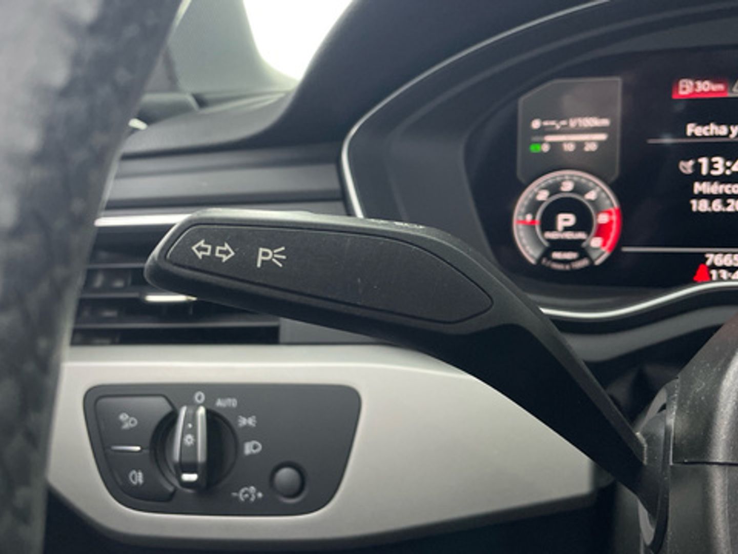 Audi A4 Advanced 30 TDI 100 kW (136 CV) S tronic
