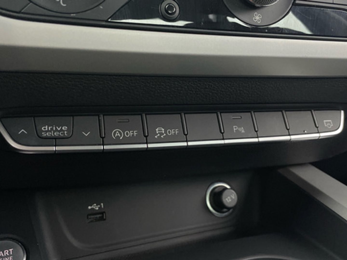 Audi A4 Advanced 30 TDI 100 kW (136 CV) S tronic
