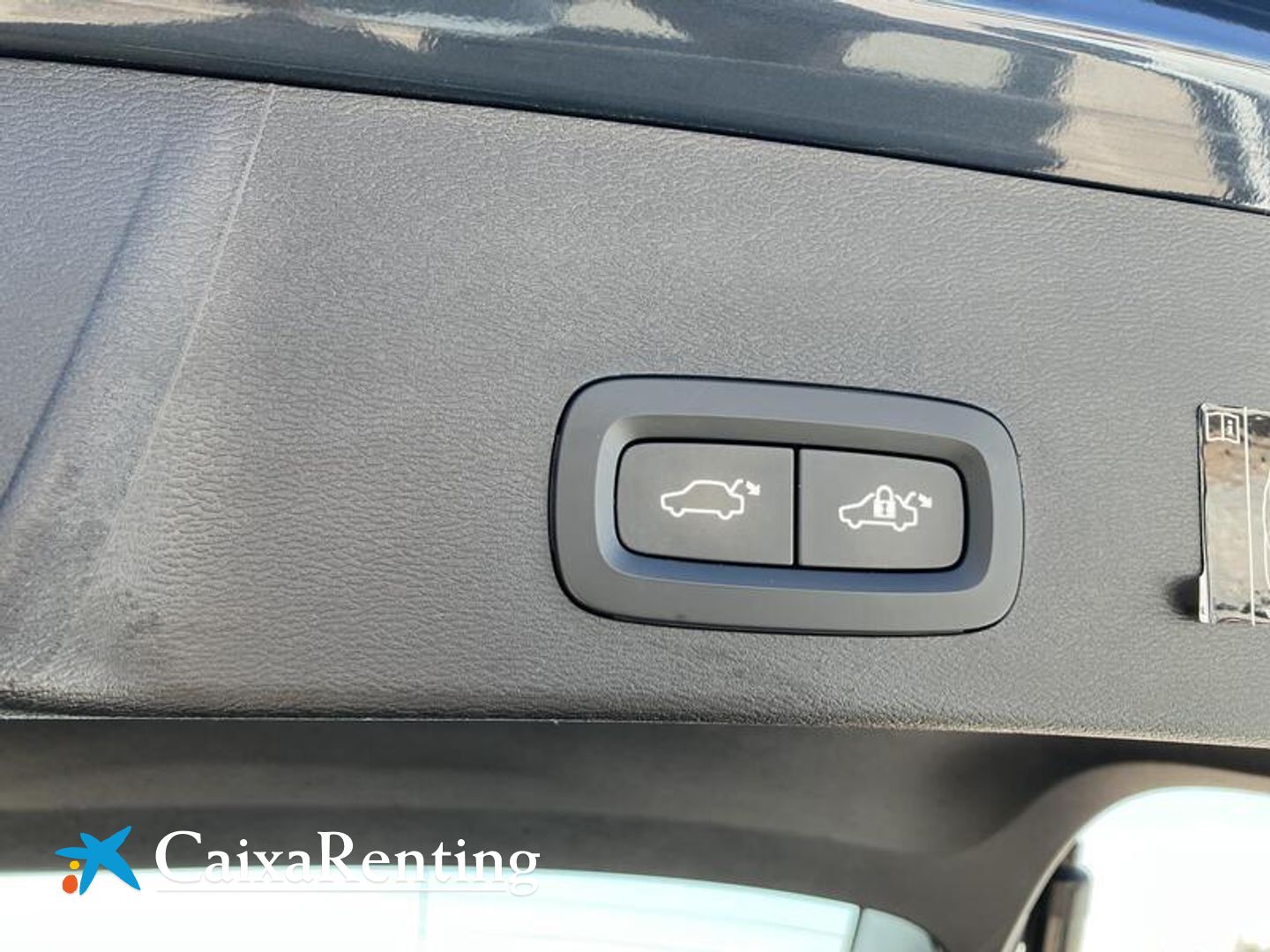 Volvo XC40 B4 G Momentum Pro Auto 145 kW (197 CV)