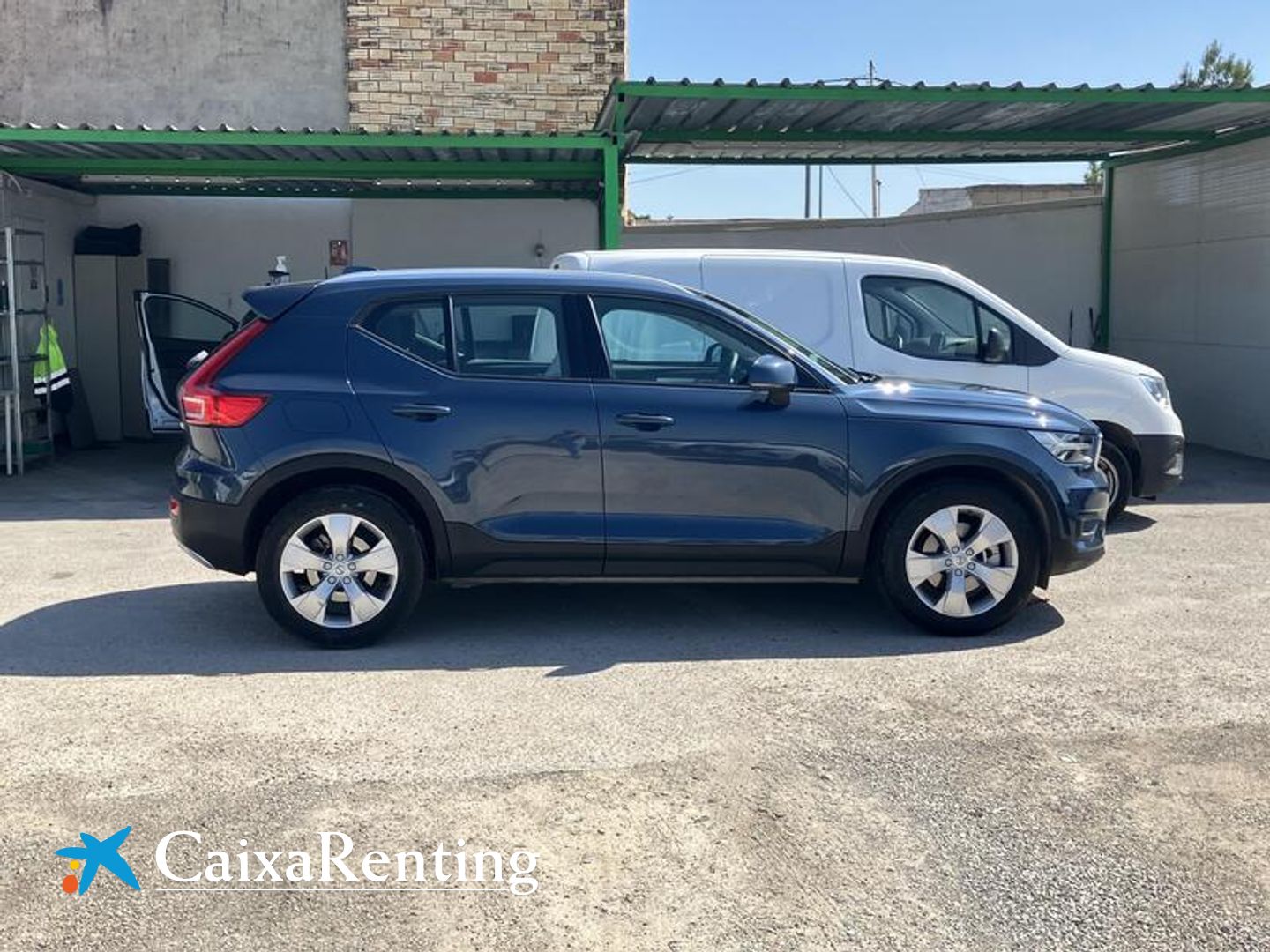 Volvo XC40 B4 G Momentum Pro Auto 145 kW (197 CV)