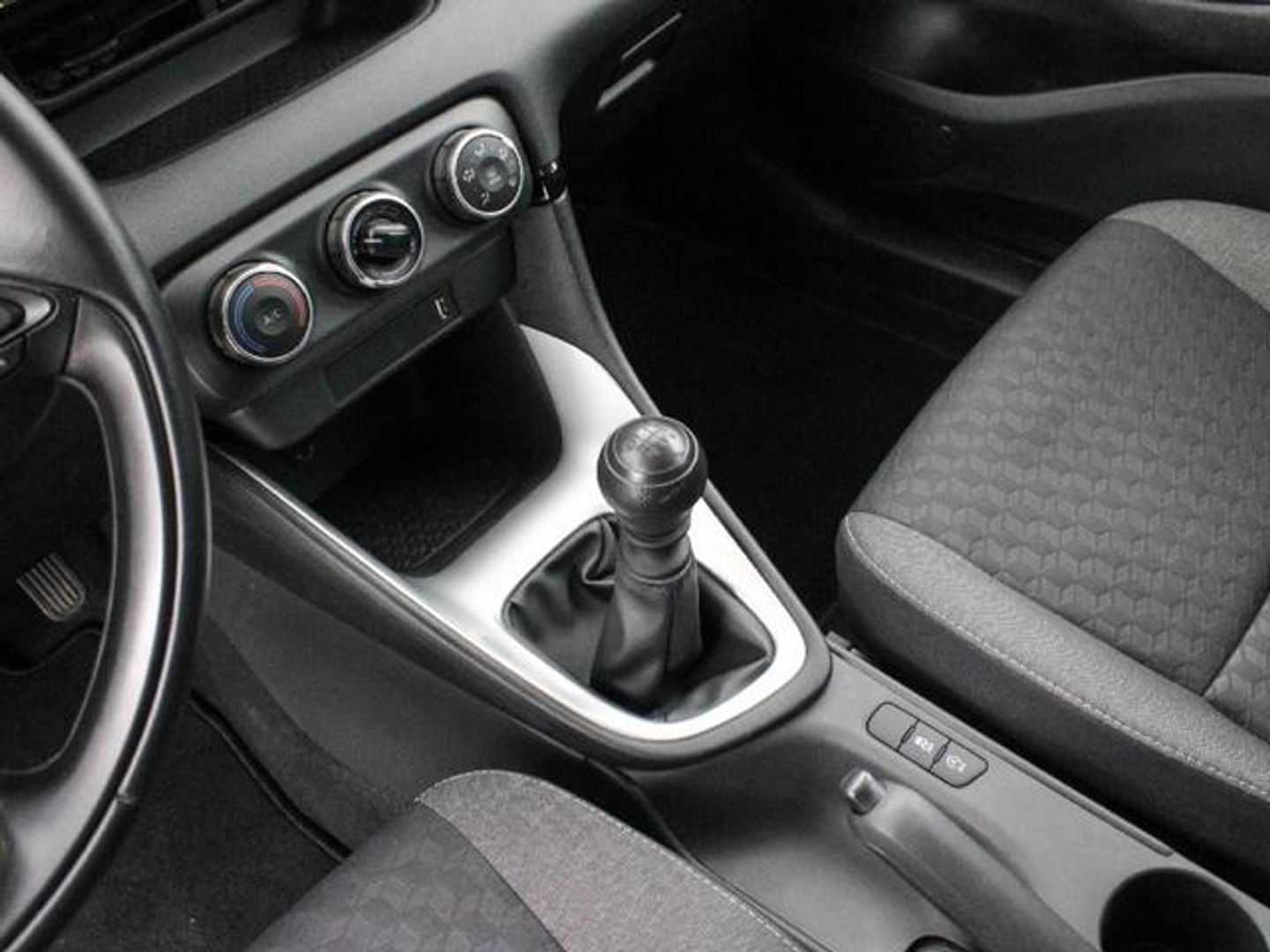 Toyota Yaris 1.5 S-Edition 92 kW (125 CV)