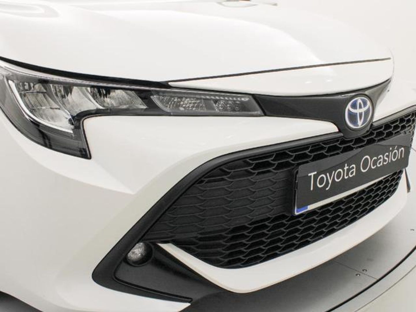 Toyota Corolla 1.8 125H Style E-CVT 90 kW (122 CV)