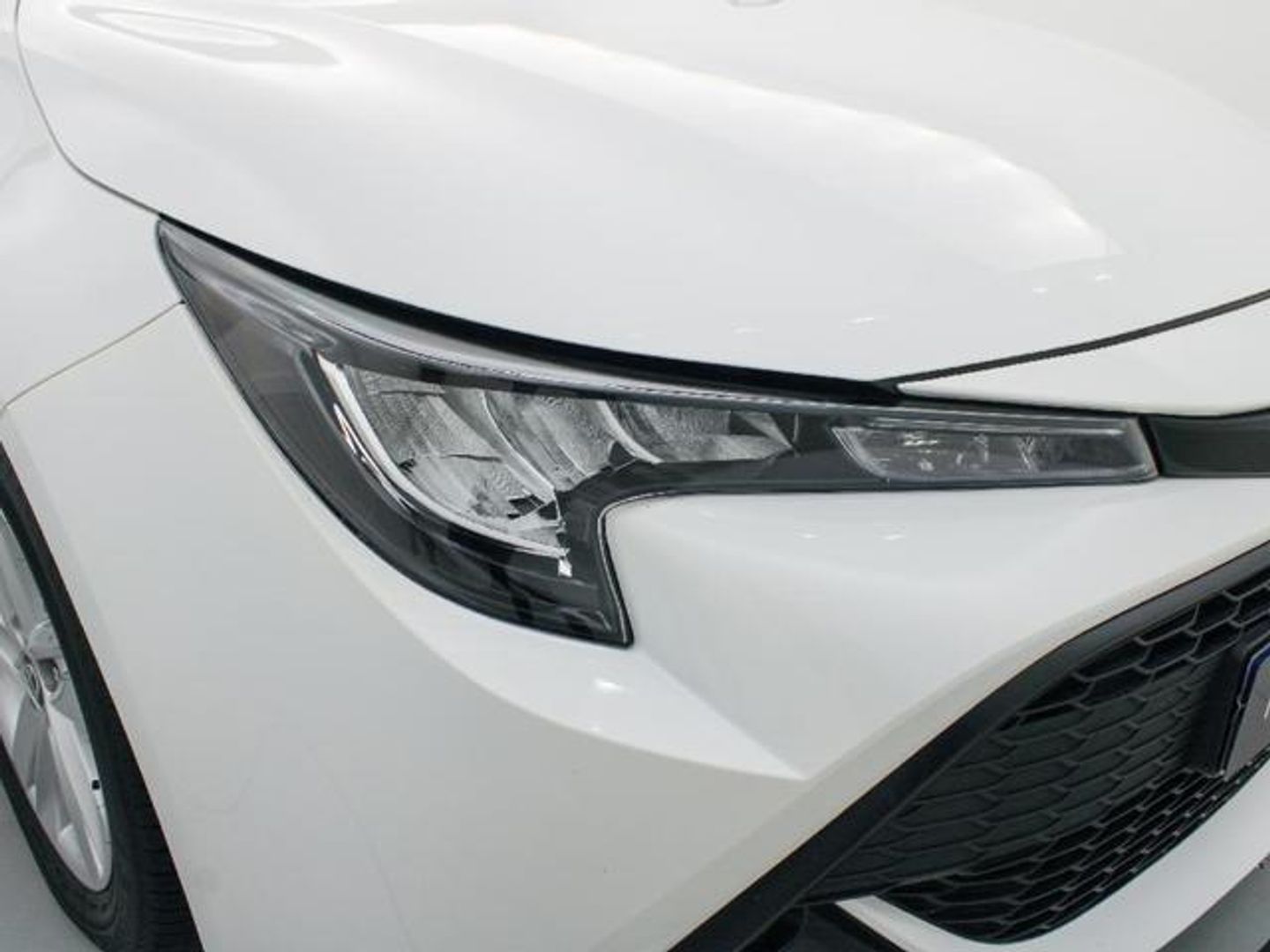 Toyota Corolla 1.8 125H Style E-CVT 90 kW (122 CV)