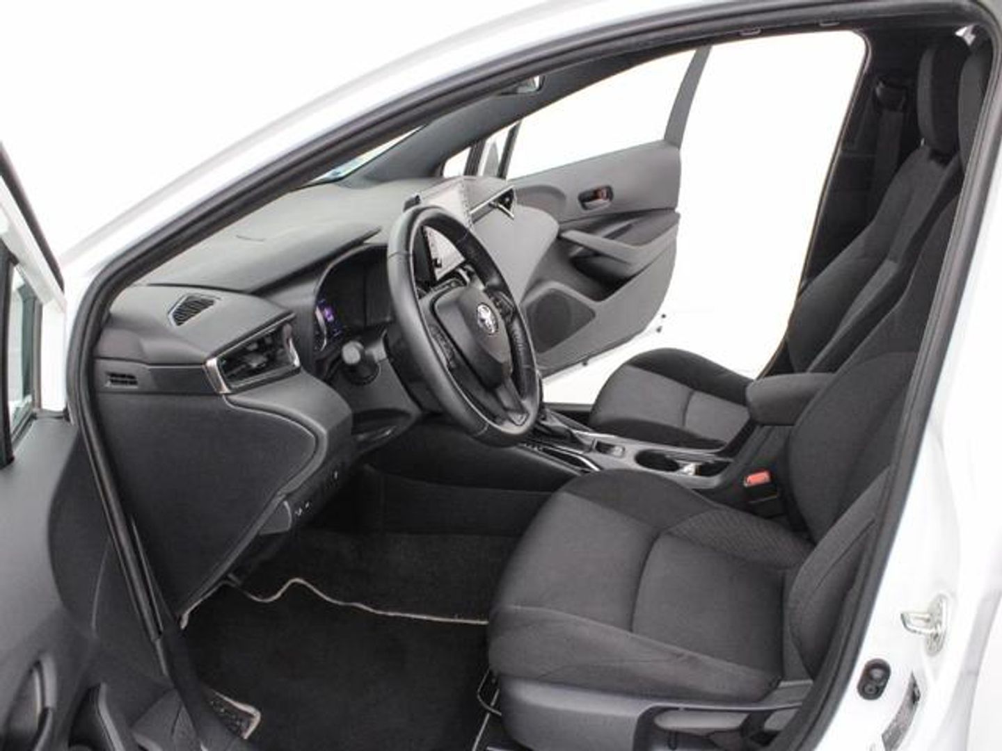 Toyota Corolla 1.8 125H Style E-CVT 90 kW (122 CV)
