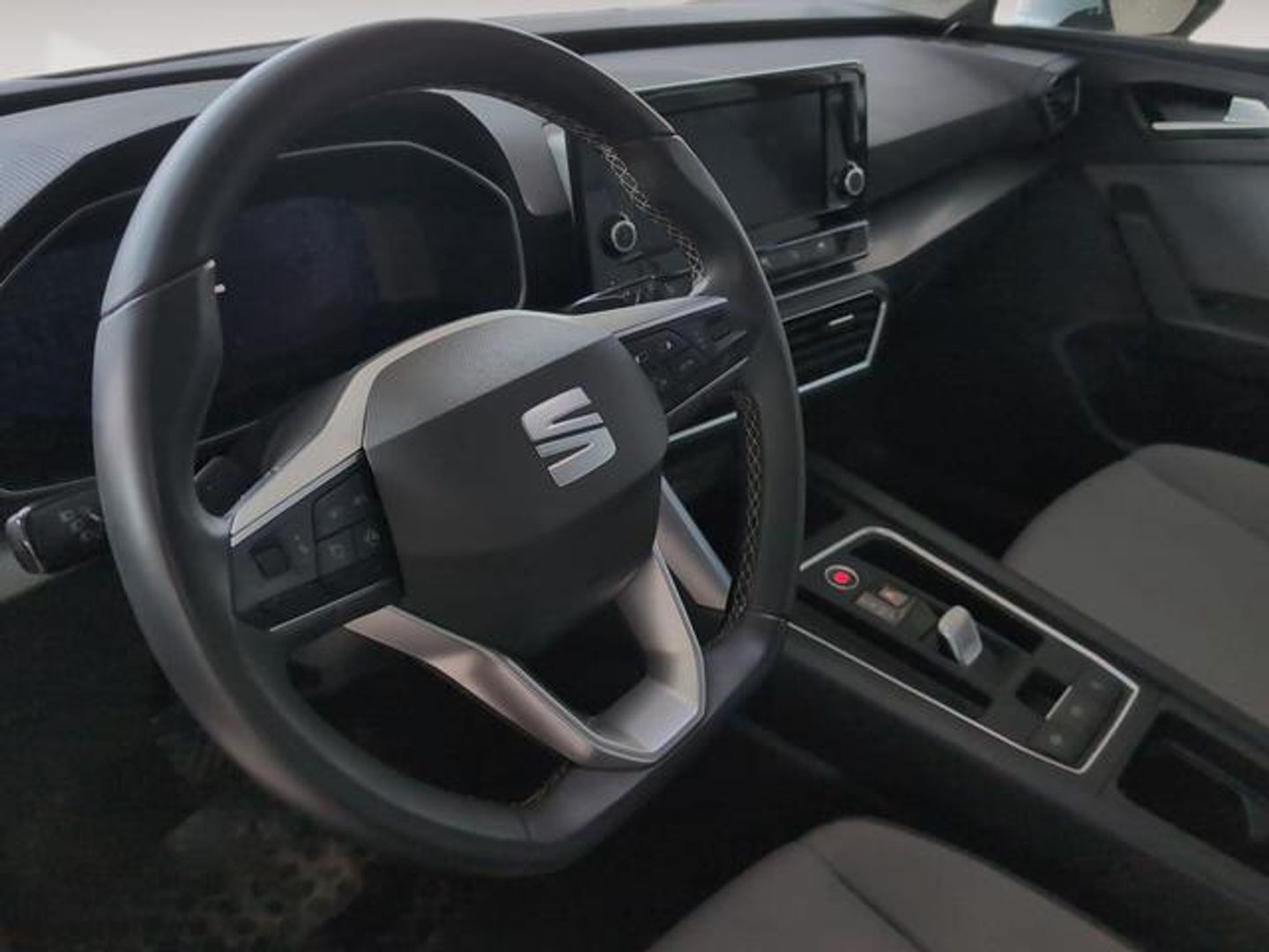 SEAT León 1.5 eTSI S&S Style Special Edition Vision DSG 110 kW (150 CV)