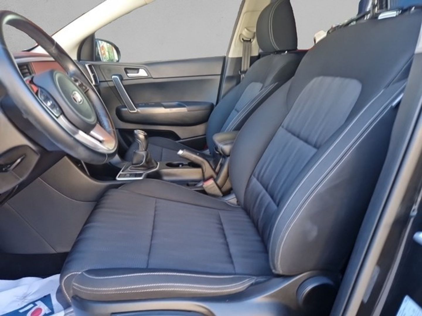 Kia Sportage 1.6 MHEV Concept 4x2 85 kW (115 CV)