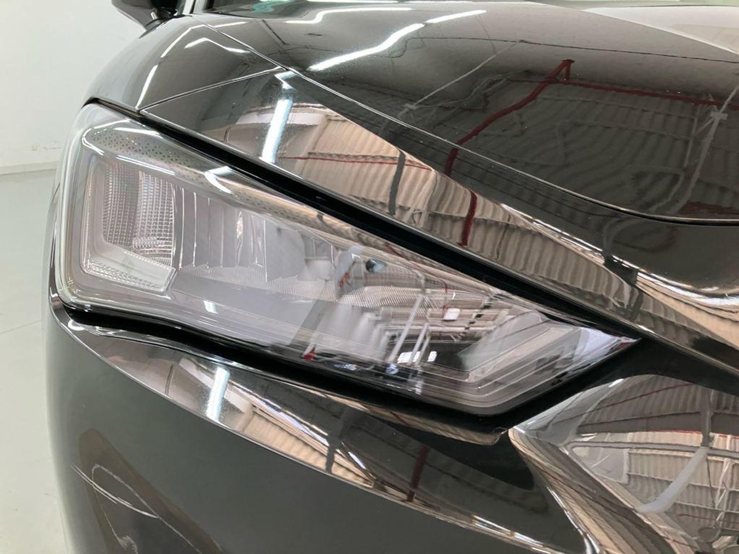 SEAT León 1.0 TSI S&S Reference Go 66 kW (90 CV)