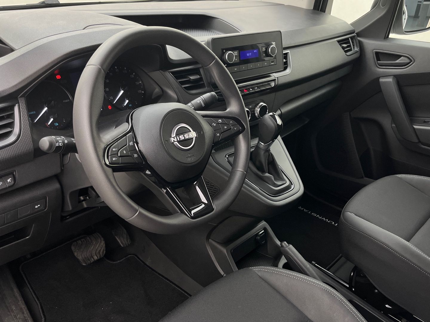 Nissan Townstar Furgon 45kWh Profesional L1 90 kW (122 CV)