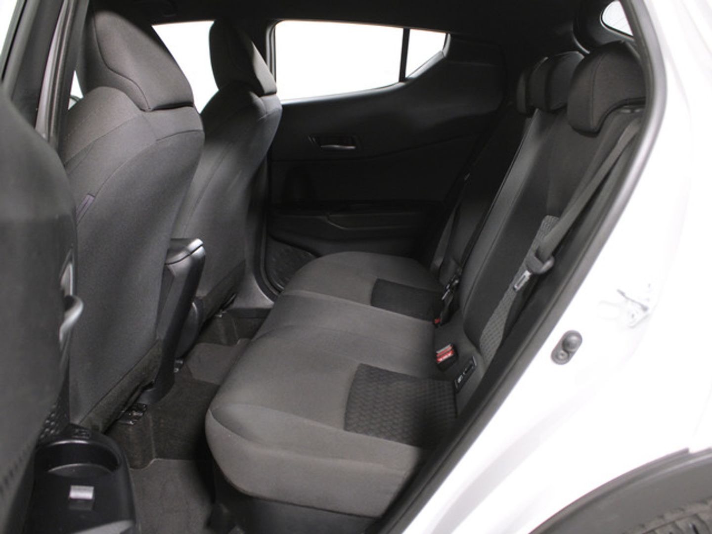 Toyota C-HR 1.8 125H Active 90 kW (122 CV)