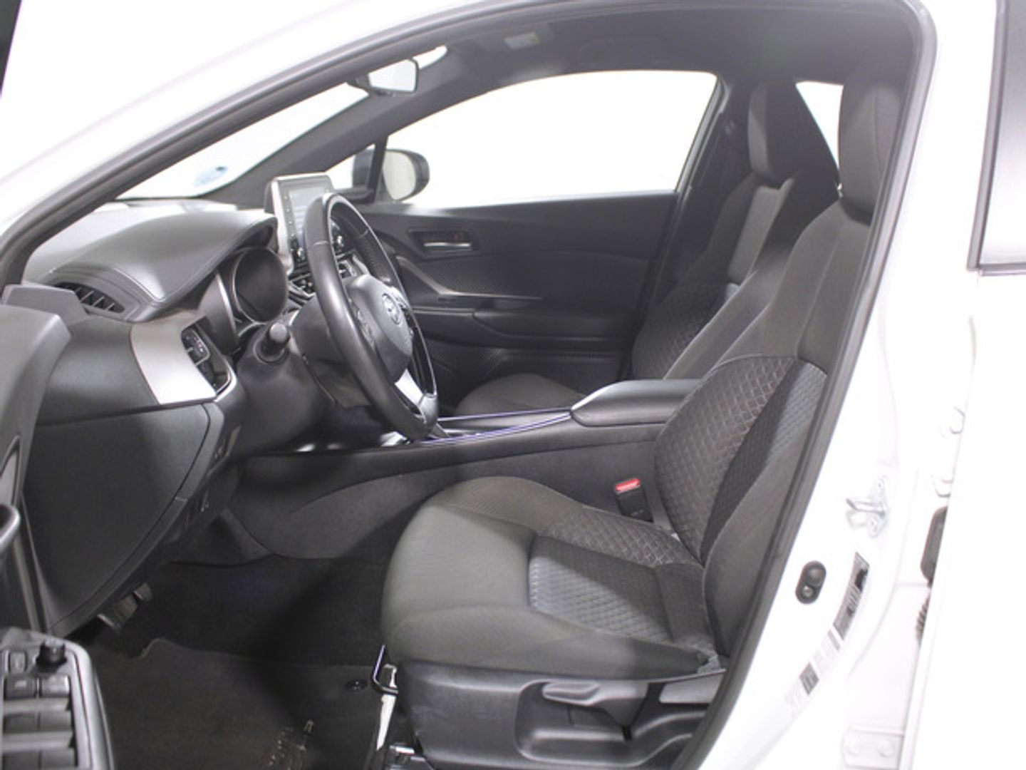 Toyota C-HR 1.8 125H Active 90 kW (122 CV)