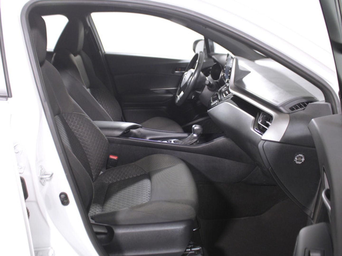 Toyota C-HR 1.8 125H Active 90 kW (122 CV)