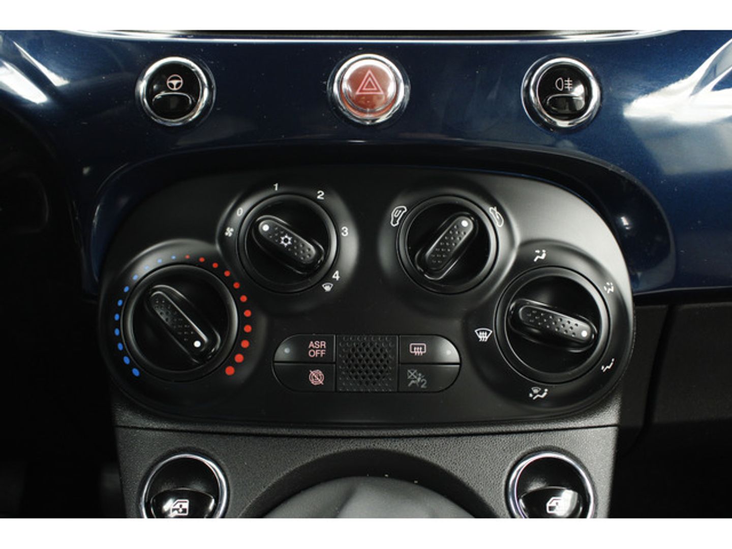 Fiat 500C 1.0 Hybrid Dolcevita 51 kW (70 CV)