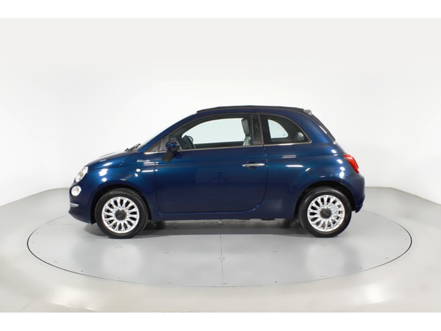Fiat 500C 1.0 Hybrid Dolcevita 51 kW (70 CV)