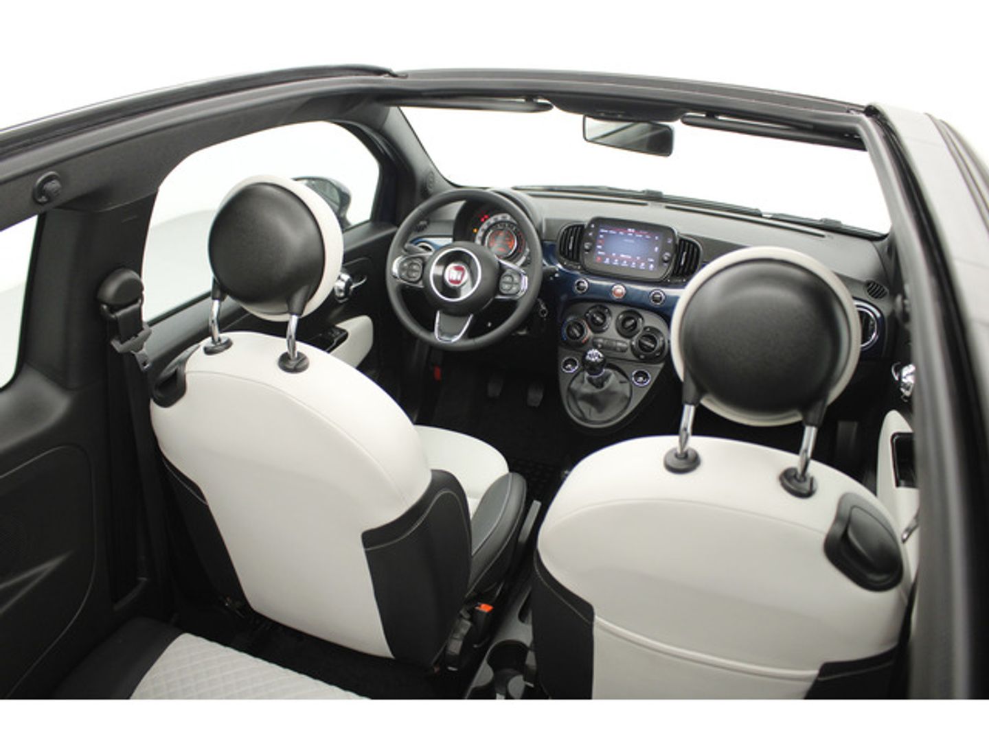 Fiat 500C 1.0 Hybrid Dolcevita 51 kW (70 CV)