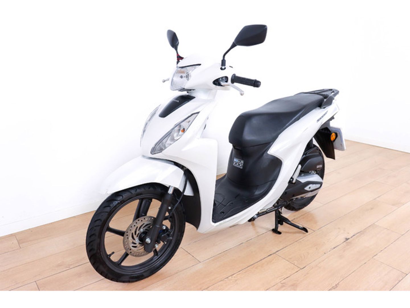 Honda NSC 110 - VISION 6 Kw (8 CV)