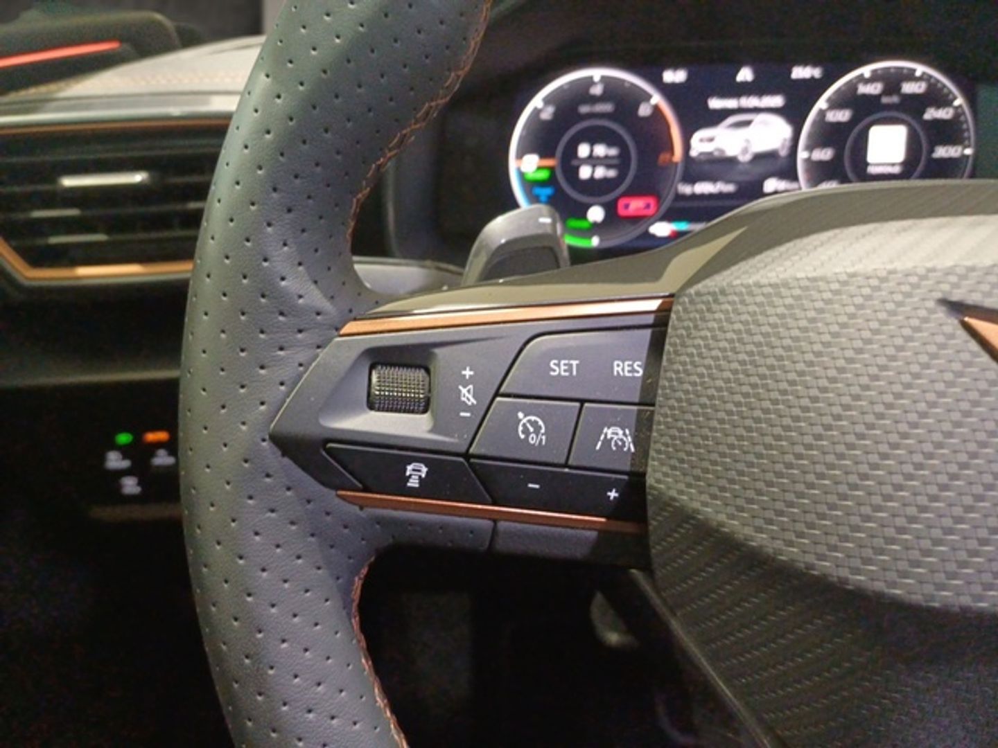 CUPRA Formentor 1.4 e-Hybrid DSG 150 kW (204 CV)