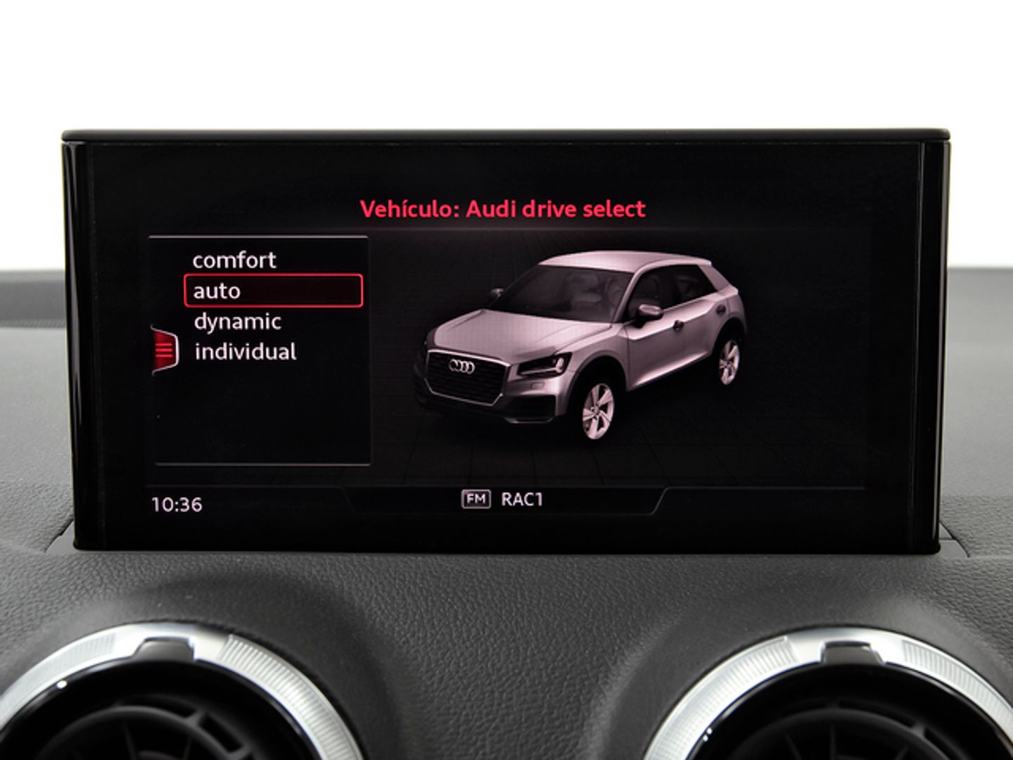 Audi Q2 S line 30 TDI 85 kW (116 CV)