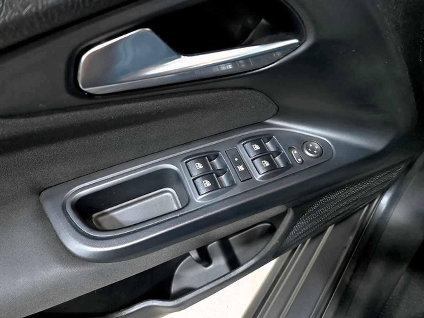 Fiat Tipo 1.5 Hybrid City Cross DCT 96 kW (130 CV)