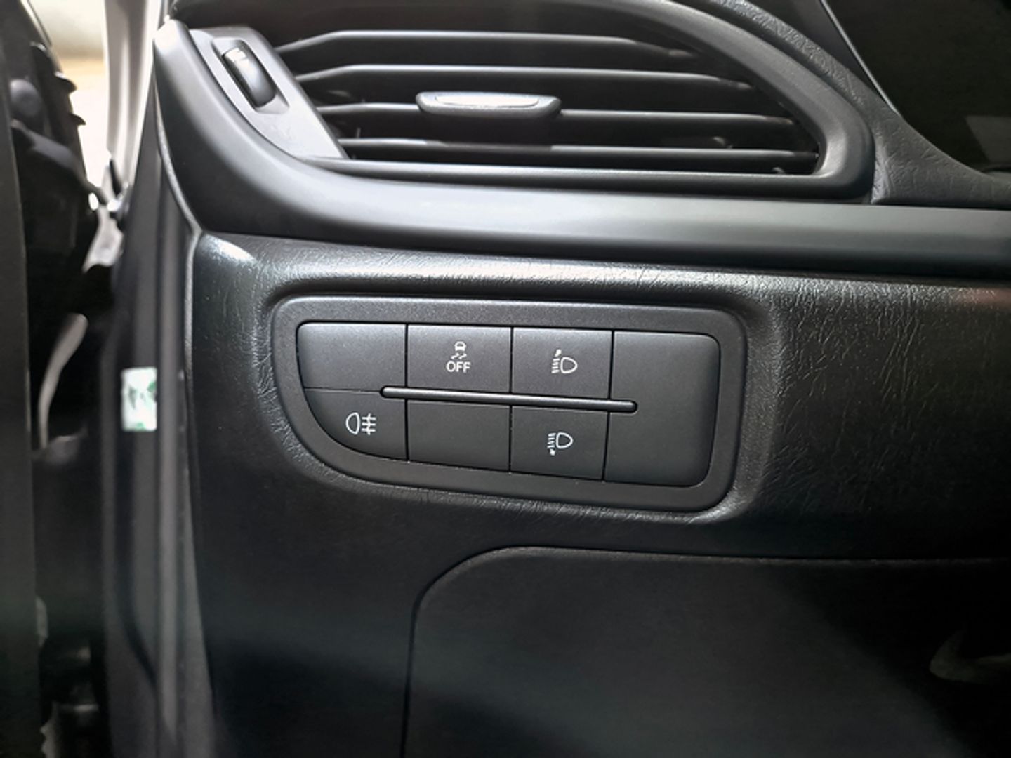 Fiat Tipo 1.5 Hybrid City Cross DCT 96 kW (130 CV)