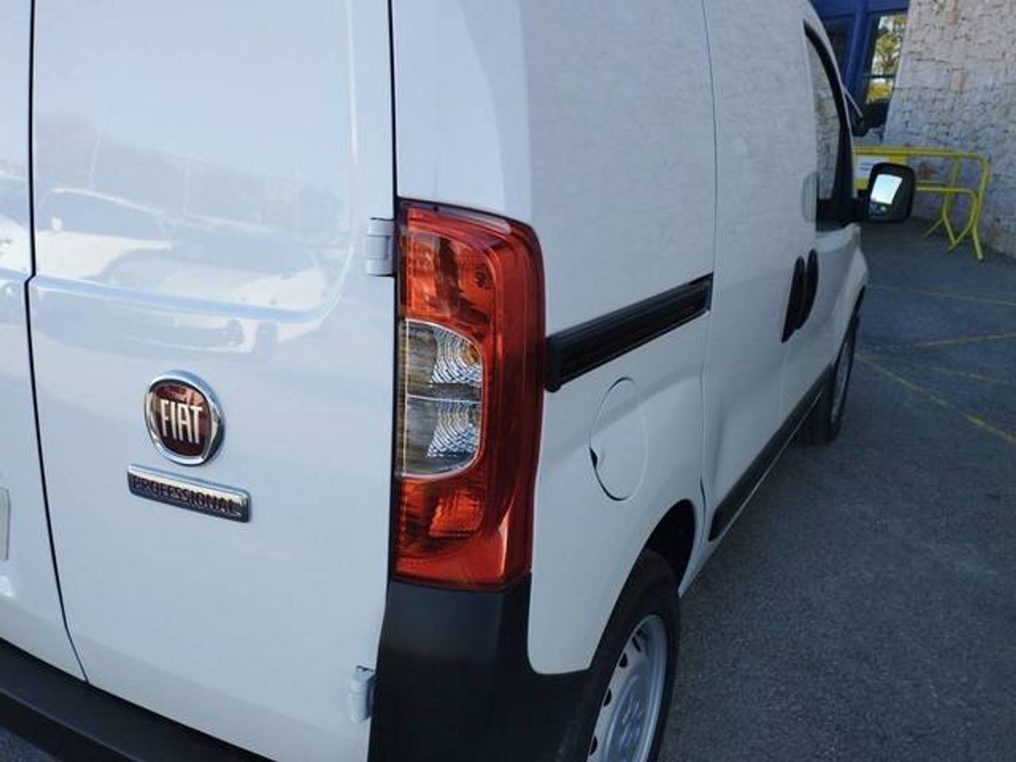 Fiat Fiorino Cargo Furgon 1.3 Multijet SX N1 70 kW (95 CV)