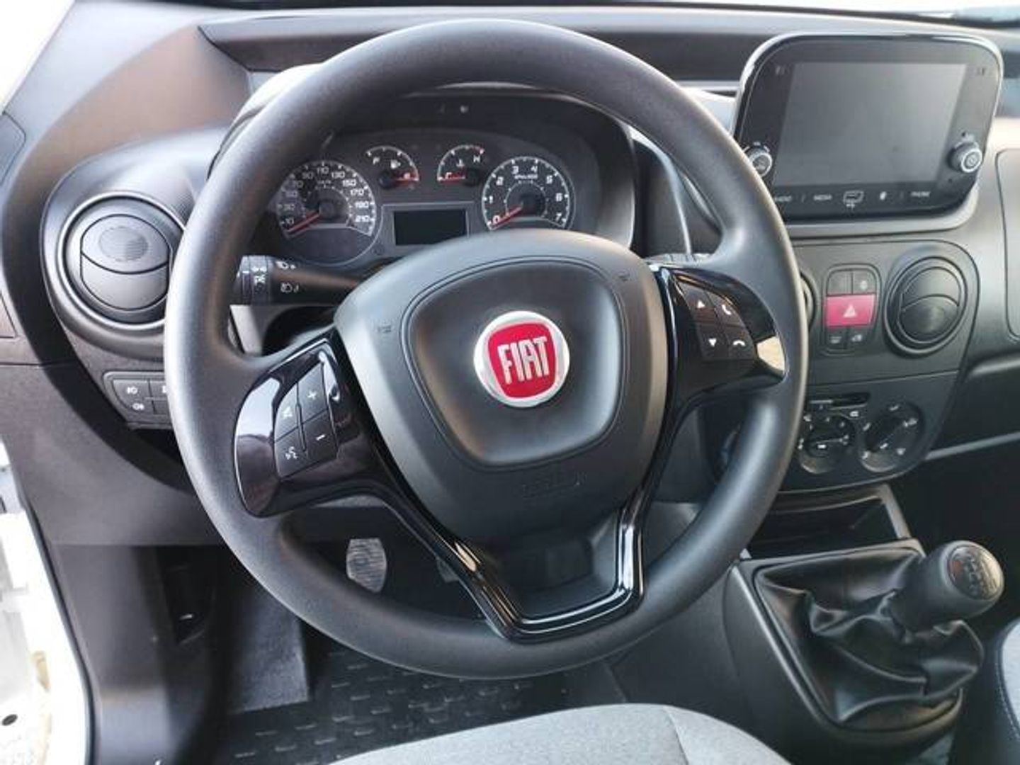 Fiat Fiorino Cargo Furgon 1.3 Multijet SX N1 70 kW (95 CV)