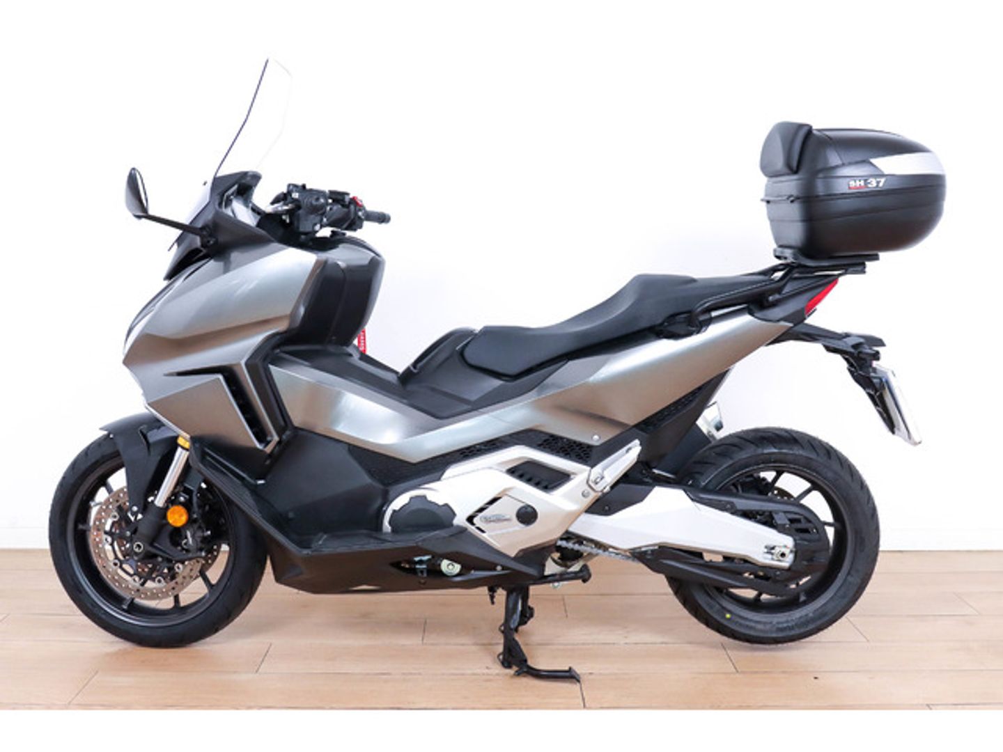 Honda Forza 750