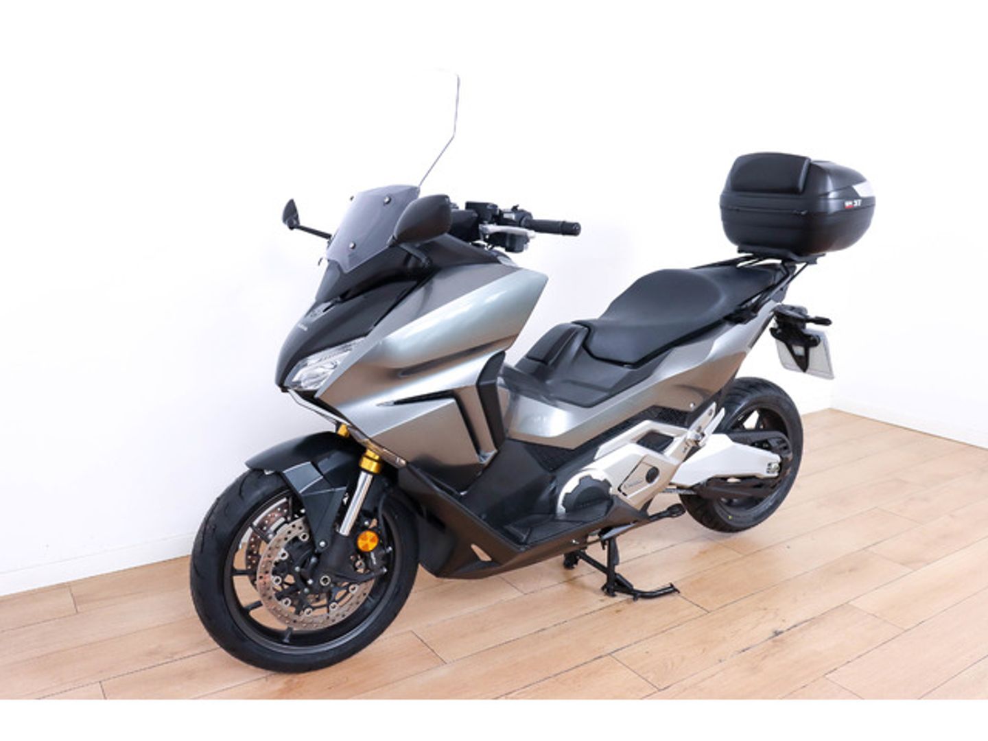 Honda Forza 750