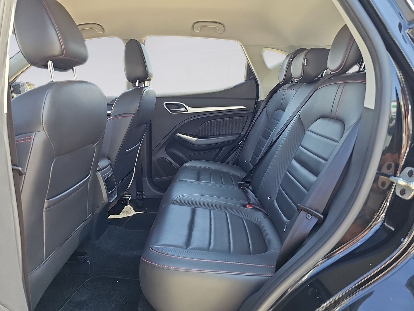 MG ZS 1.5 Luxury 78 kW (106 CV)
