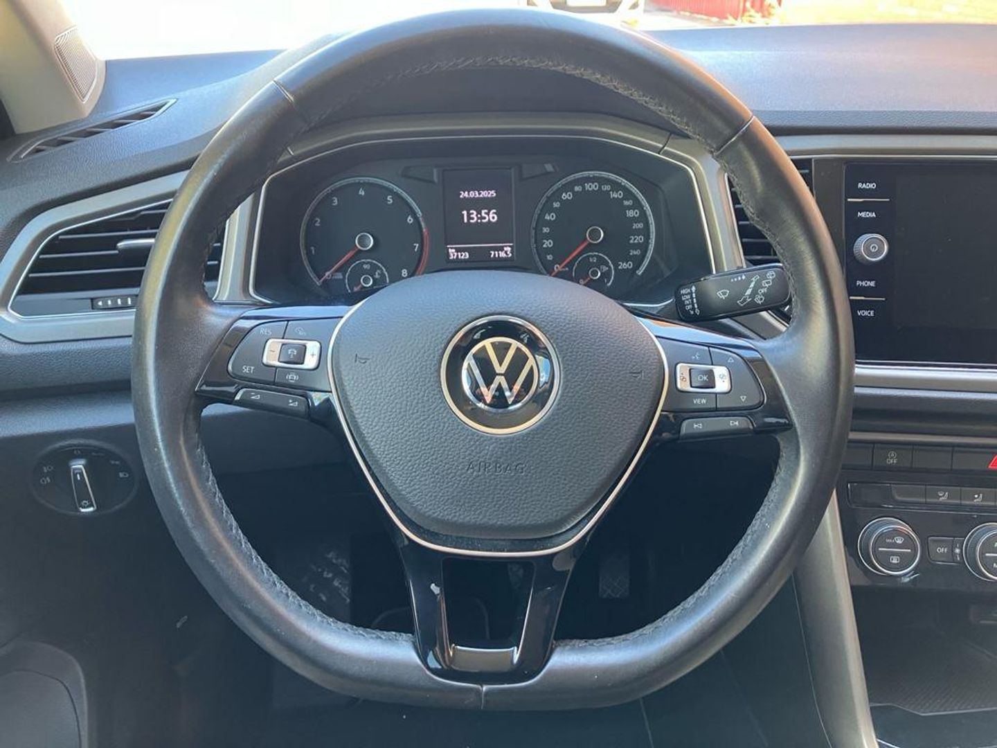 Volkswagen T-Roc Advance 1.0 TSI 81 kW (110 CV)