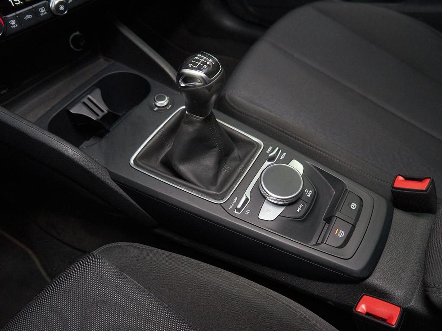 Audi Q2 Advanced 30 TDI 85 kW (116 CV)