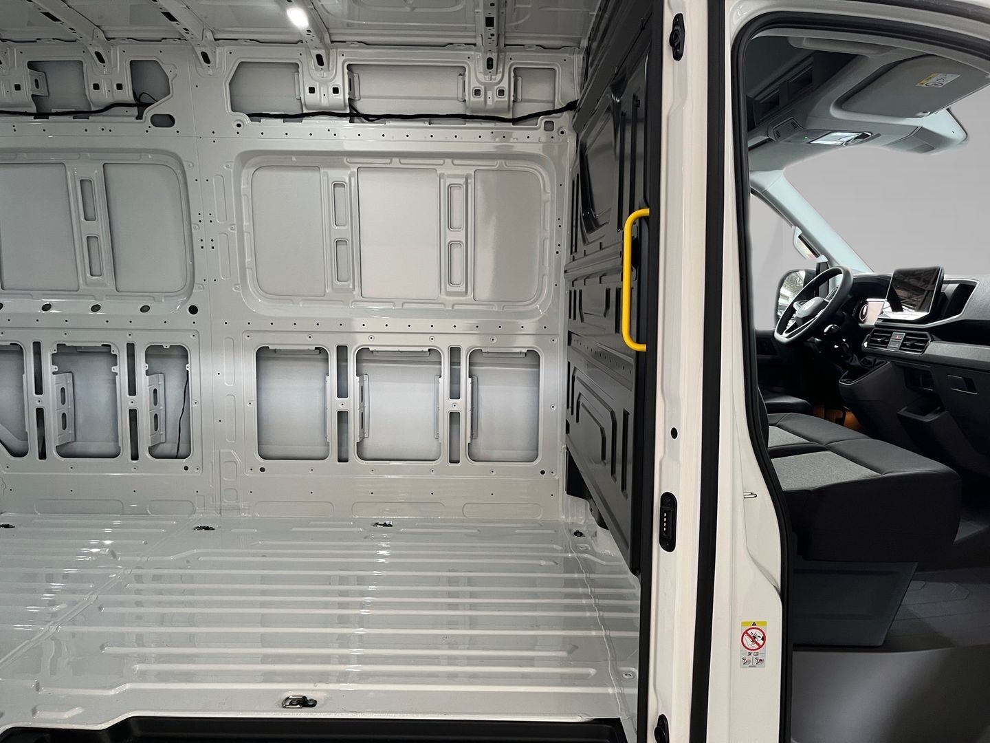 Volkswagen Crafter Furgon Batalla Larga TA 2.0 TDI 103 kW (140 CV) 3.500