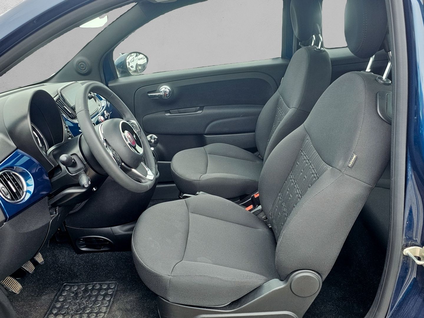 Fiat 500 1.0 Hybrid Dolcevita 51 kW (70 CV)
