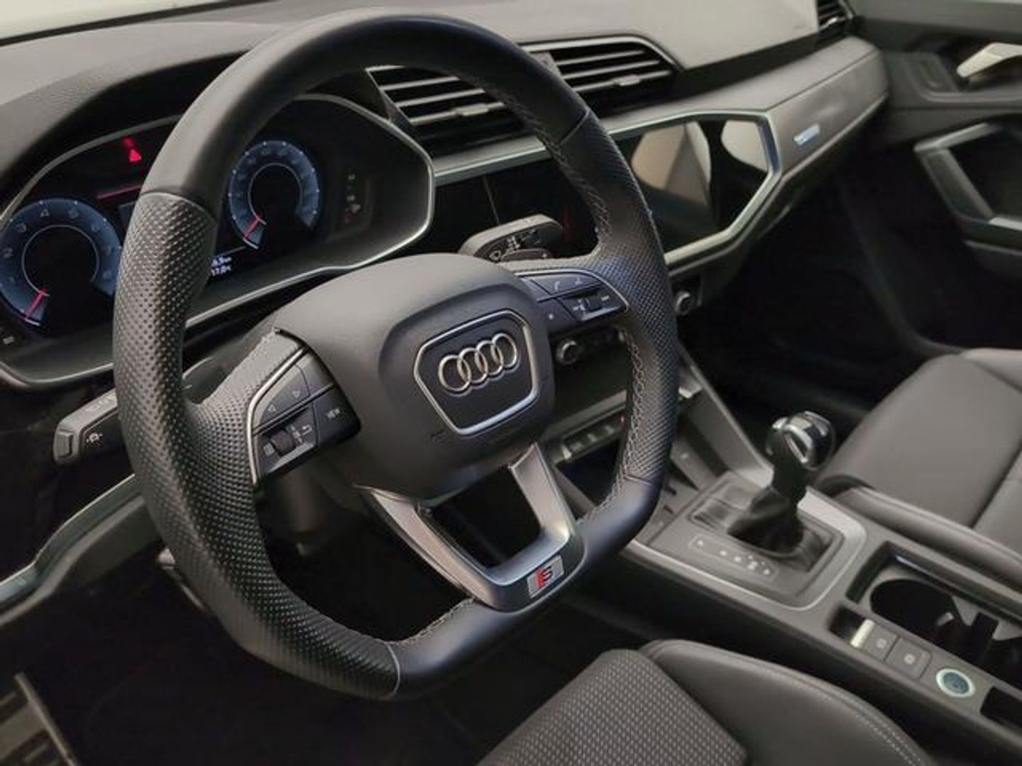 Audi Q3 Black line 35 TFSI 110 kW (150 CV) S tronic