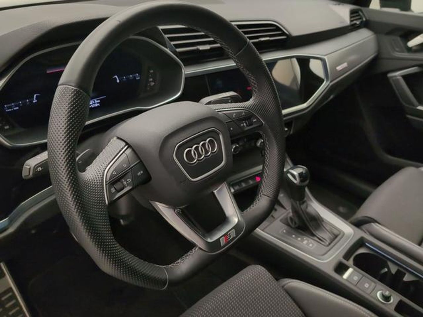 Audi Q3 Black line 35 TFSI 110 kW (150 CV) S tronic