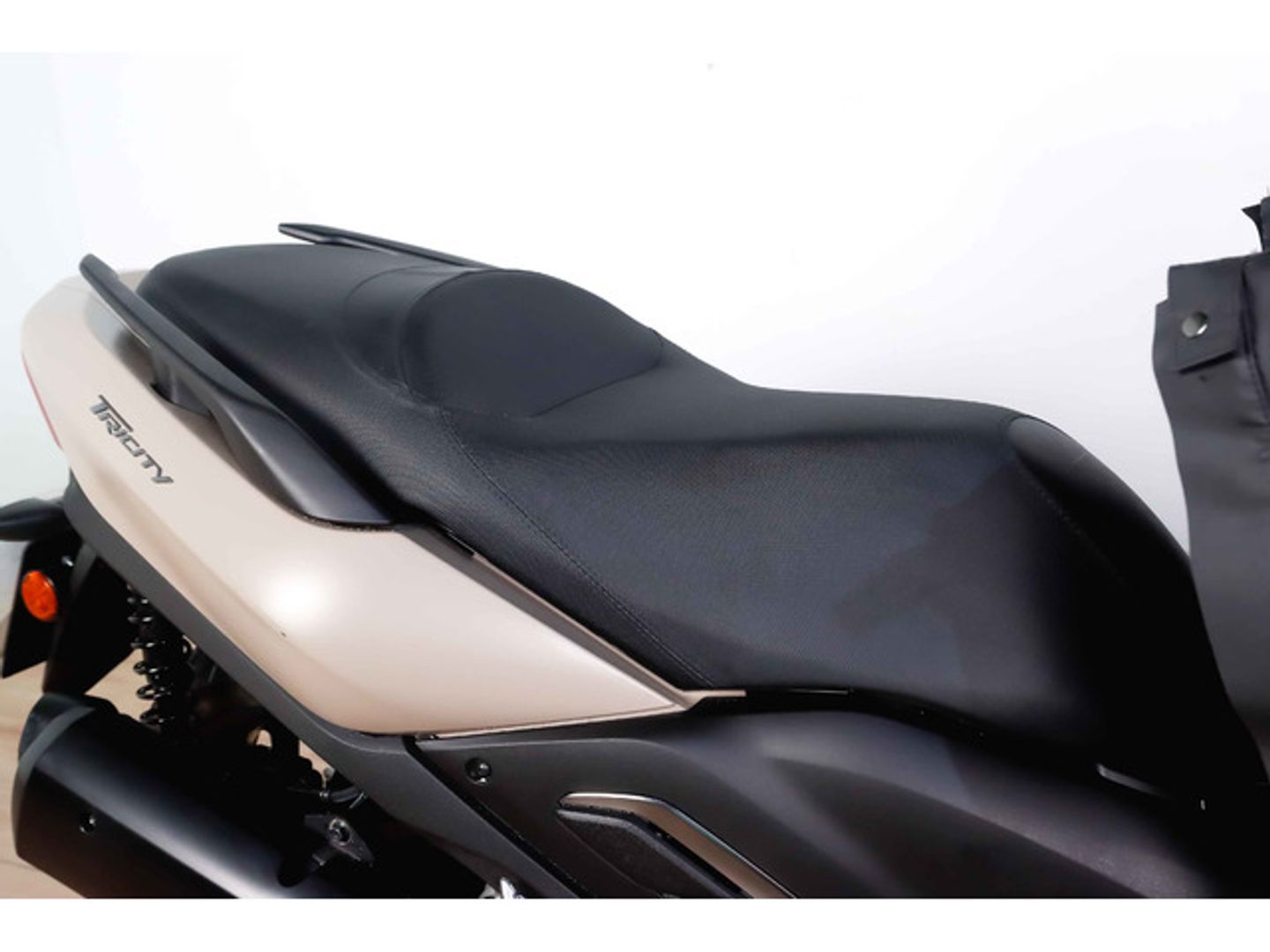 YAMAHA Tricity 300