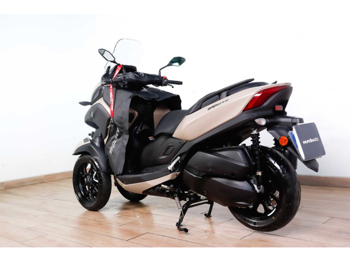 YAMAHA Tricity 300