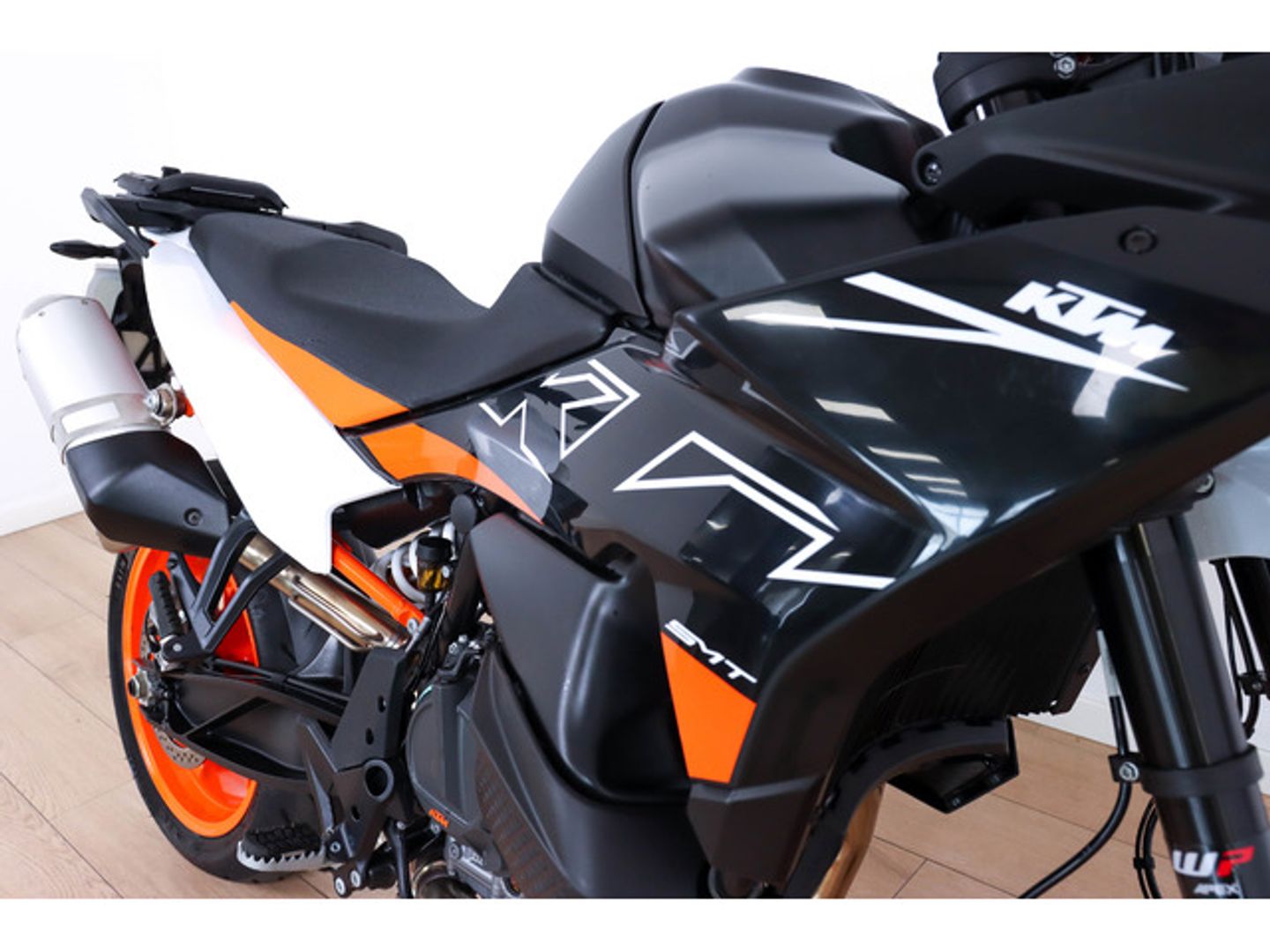KTM 890 SMT