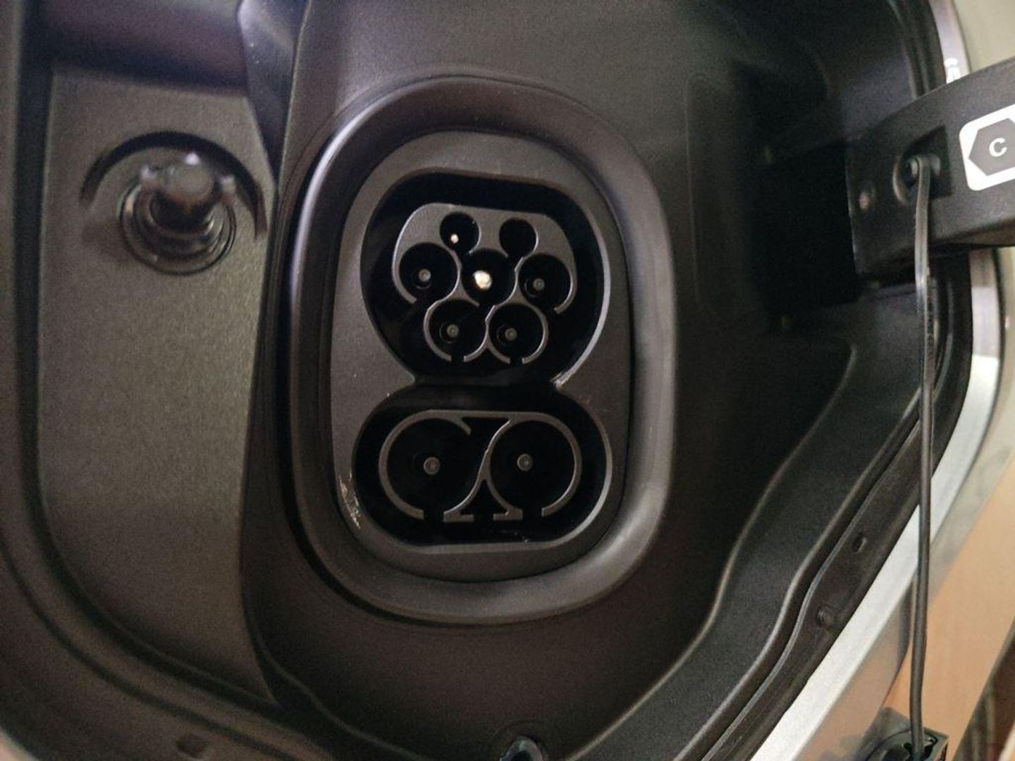 Volkswagen ID. BUZZ Cargo 210 kW (286 CV)