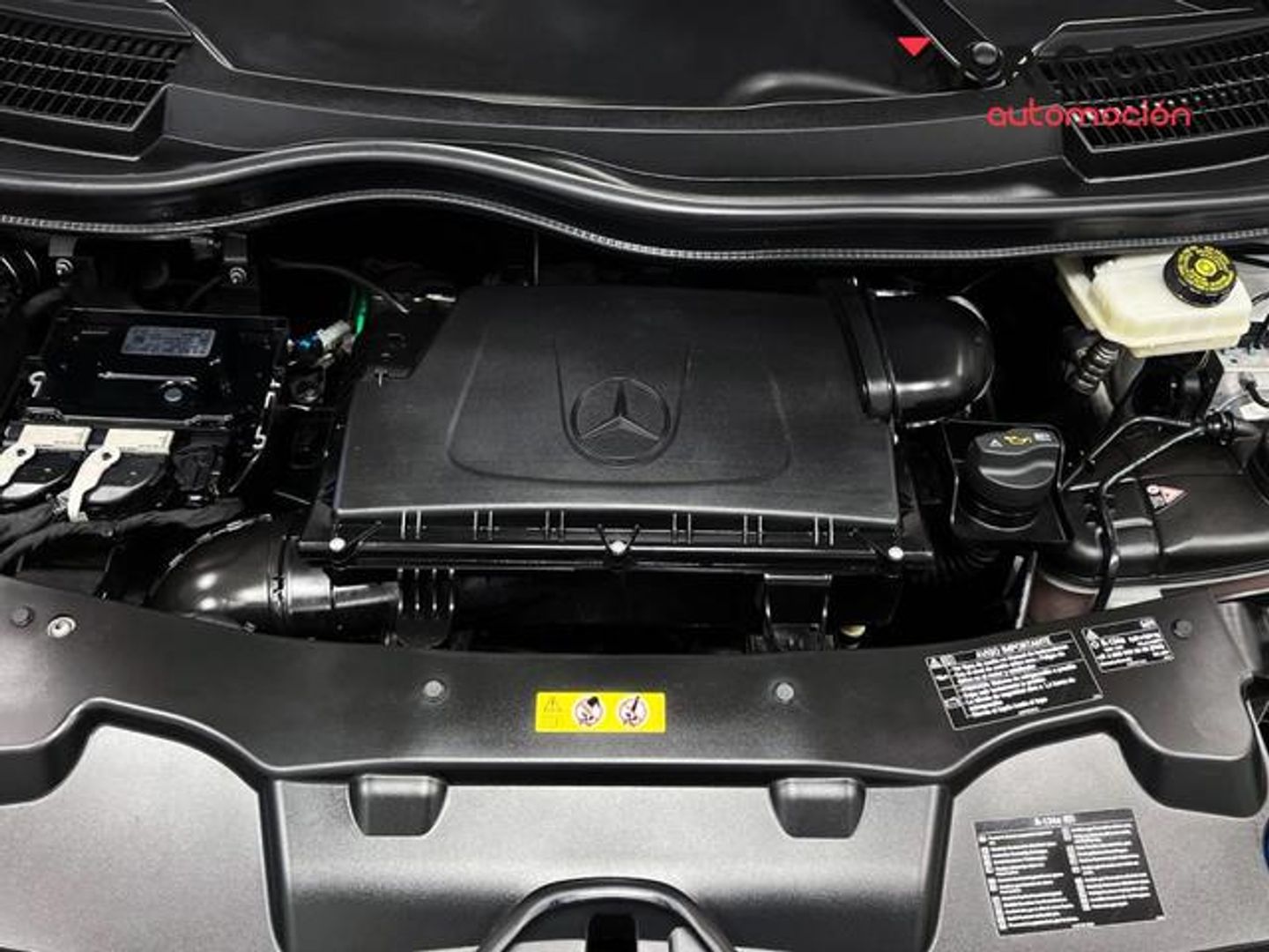 Mercedes-Benz Vito Furgon 114 CDI Pro larga 100 kW (136 CV)
