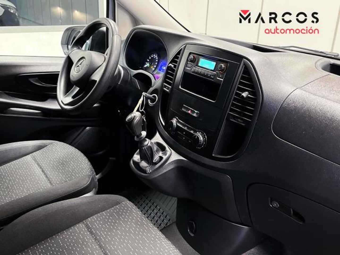 Mercedes-Benz Vito Furgon 114 CDI Pro larga 100 kW (136 CV)